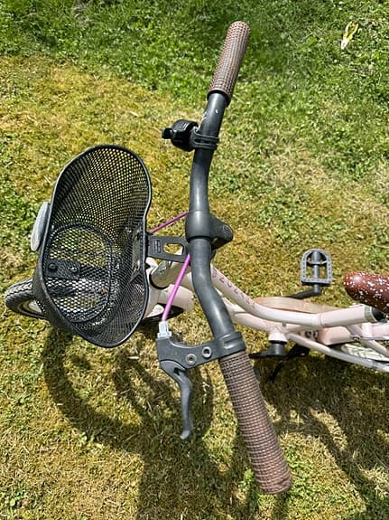 Crescent barncykel 16" rosa med korg