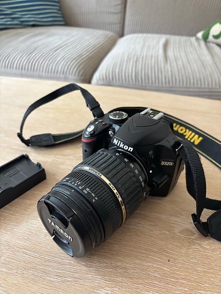 Nikon D3200 med Tamron 18–200mm objektiv och polfilter