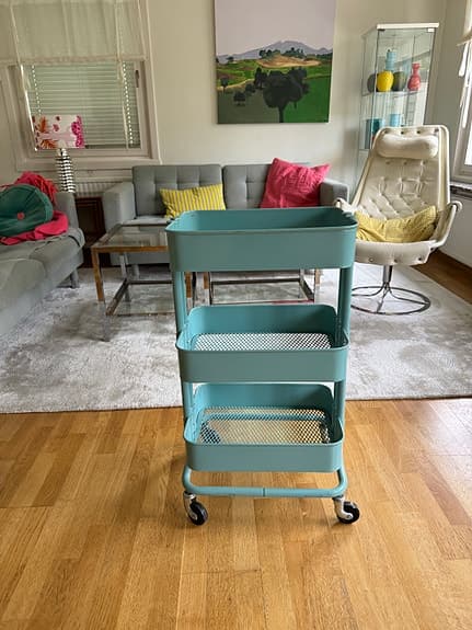 Turkos rullvagn, förvaringsvagn från IKEA i utgången färg