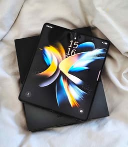 Samsung Galaxy Z Fold 4 - Ny