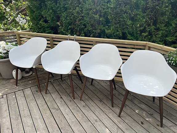 IKEA GRÖNSTA karmstolar vit för inom- och utomhusbruk