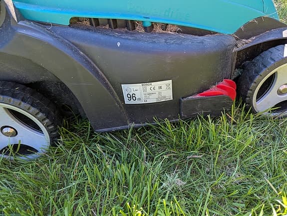 Bosch el-gräsklippare turkos (med sladd)