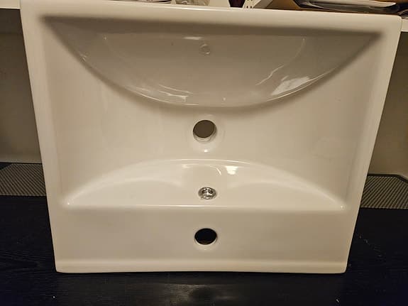 Vit tvättställ/handfat för badrum