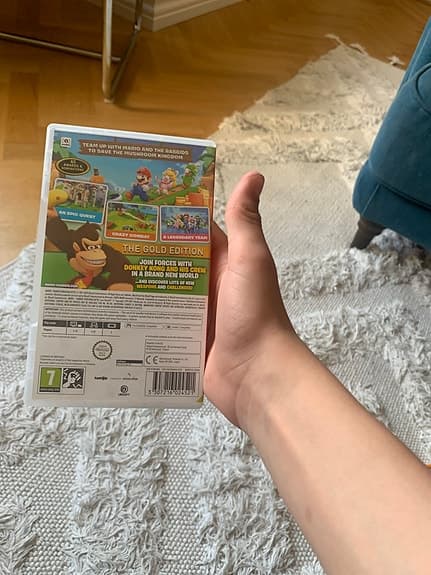 Nintendo Switch Mario + Rabbids Kingdom Battle Gold Edition spel