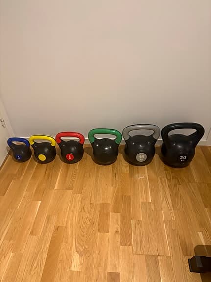 Träningspaket med hantlar,och justerbar bänk