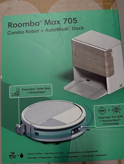 Helt oöppnad Roomba Max 705 med autowash station