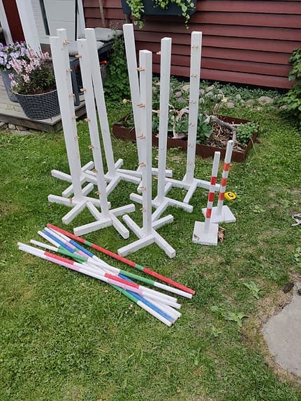 10 st käpphästhinder + käpphästar