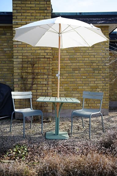 Brafab parasoll offwhite – fint skick, justerbar vinkel - inkl frakt