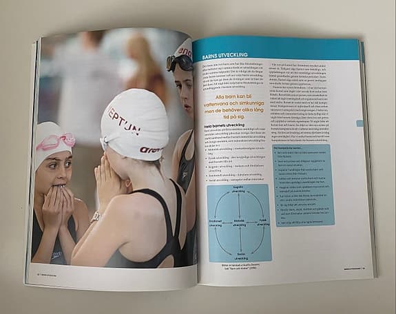 Kurslitteratur simning lärare – Simlinjen och Simlärarboken