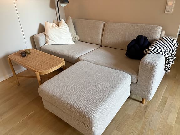 Bolia Scandinavia 2 1/2 sits + puff 70x70