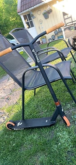 Chilli Pro Base Stunt-Scooter park-(Bas S H = 79cm svart/orang
