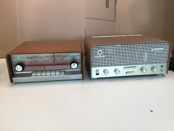 Philips AG9004 stereoförstärkare samt Philips BX560A rörradio från 1958