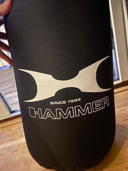 Hammer boxningssäck svart/röd