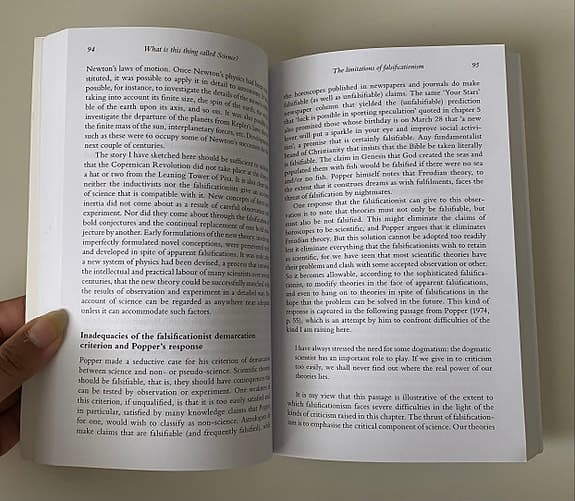 What Is This Thing Called Science? 4th Edition bok av Alan Chalmers
