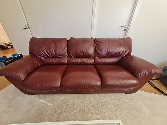 brun skin soffa