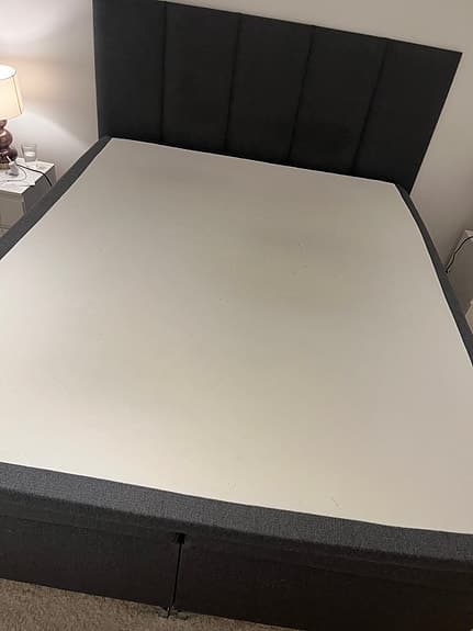 160x200 dubbelsäng med gavlar grå