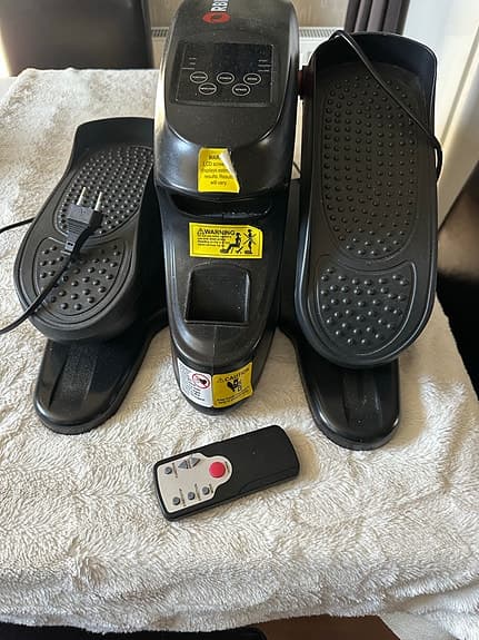 Rbitrex träningsmaskin för ben och fötter med fjärrkontroll svart