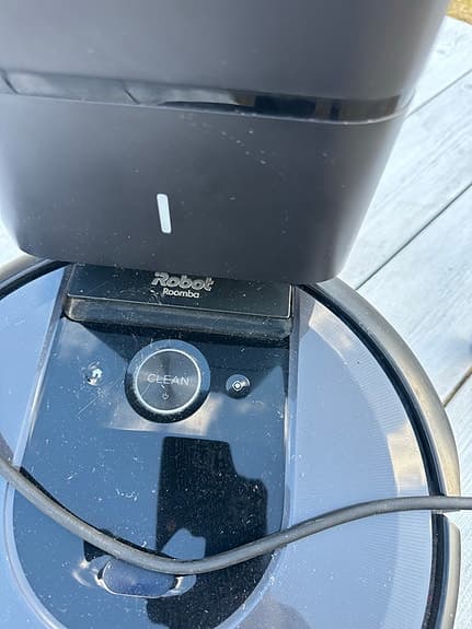 robotdammsugaren 900kr Roomba