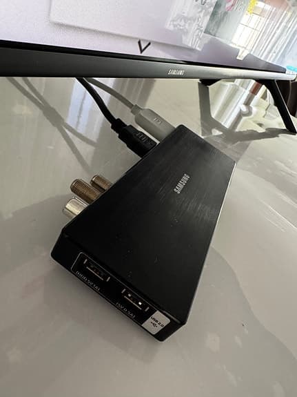 Samsung 55” Smart TV 4K UHD Modell: UE55MU7055