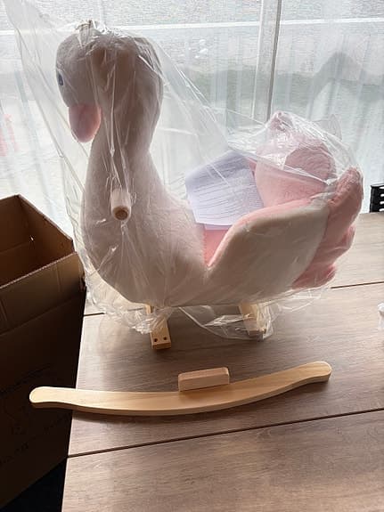 Gunghäst som saknar del