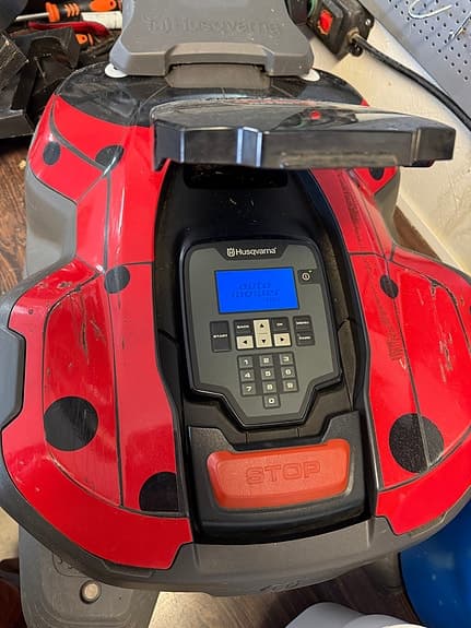 Husqvarna Automower 415X robotgräsklippare