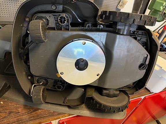 Husqvarna Automower 415X robotgräsklippare