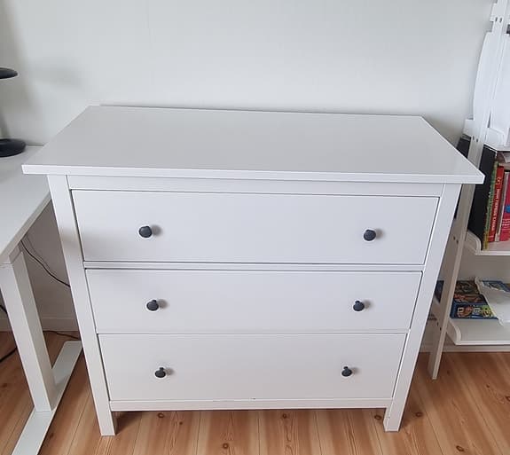 IKEA HEMNES byrå – vit, 3 lådor, mycket fint skick