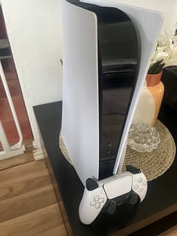 Sony Playstation 5 spelkonsol med handkontroll