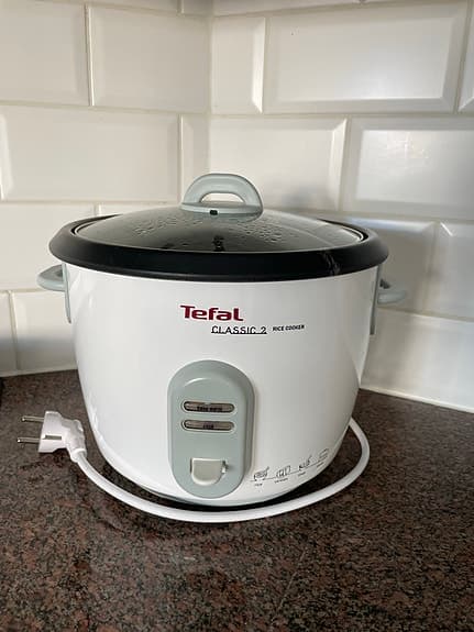 Tefal riskokare med ånginsats vit