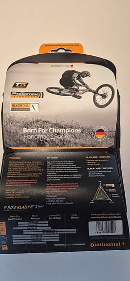Säljer 2 nya MTB däck -Continental Mountain King Protection27.5x2.6, 65-585
