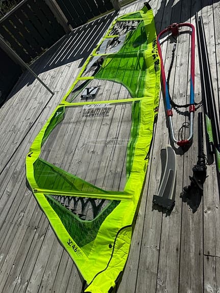 Windsurfingpaket Techno 160 + Segel – komplett rigg, redo för sommaren!
