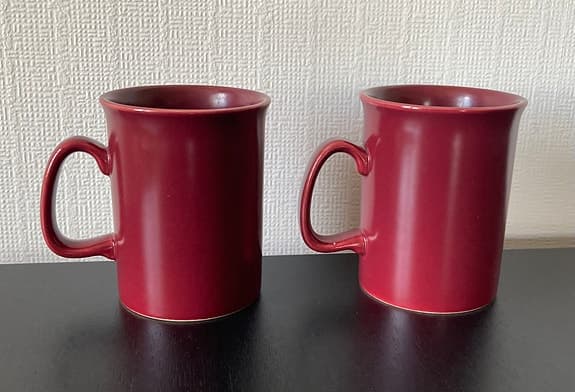 Vintage! 2st vinröda muggar - made in England