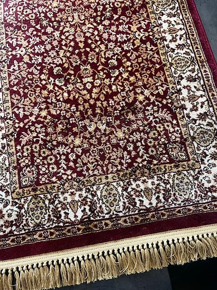 Rugvista röd gångmatta med orientaliskt mönster