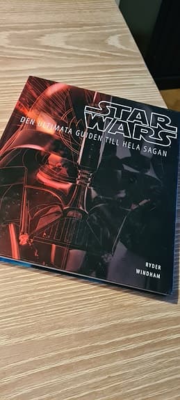 Star Wars böcker inbundna 4 stycken