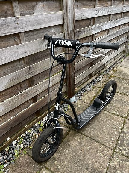 STIGA Air Scooter sparkcykel svart