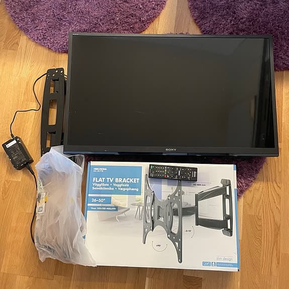 32 tum Sony tv med vägg fäste och stativ