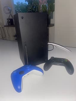 Xbox Series X komplett med spel inkl högtalare