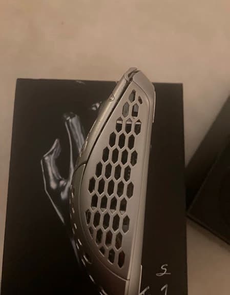 Finalmouse Starlight-12 TenZ gamingmus trådlös silver