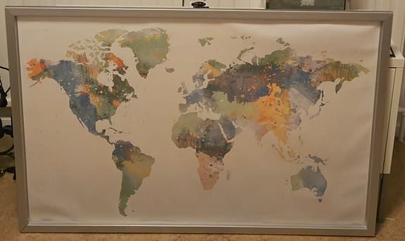 Världskarta,färgglad, många detaljer, Canvas tavla Ikea, Björksta 118x78cm