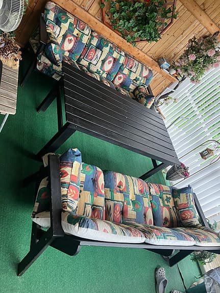 Utegrupp / verandamöbler i trä – soffa, fåtöljer & bord