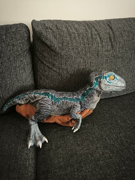 Jurassic World Real FX Baby Blue