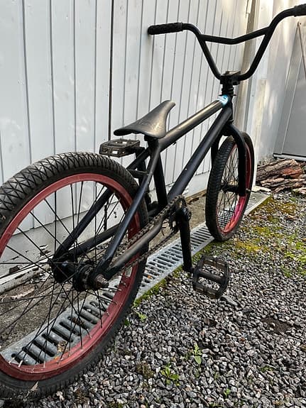 Fit bikes park bmx