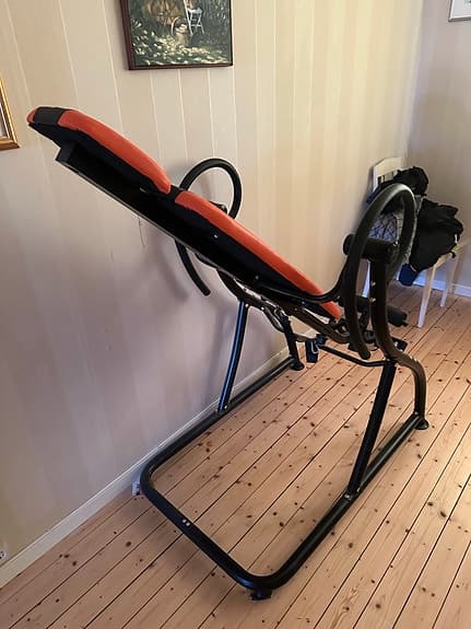 Klarfit ryggbänk svart/orange