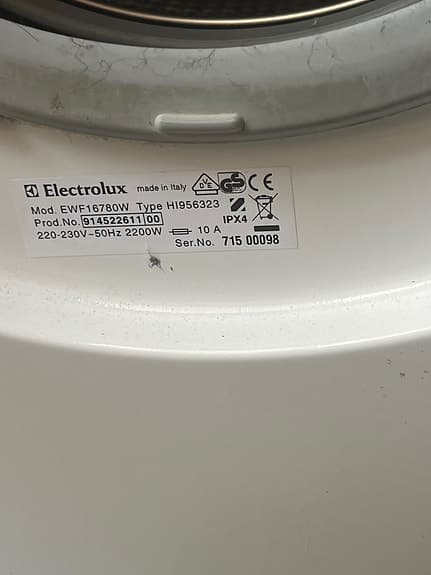 Electrolux EWF1472BW frontmatad tvättmaskin vit