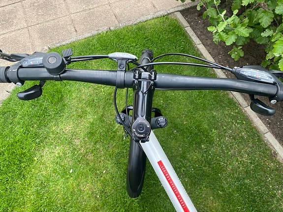 Serious Rockville Mountainbike.