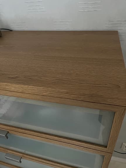 IKEA byrå med lådor i glas, design