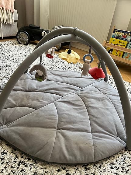 IKEA babygym lekmatta grå