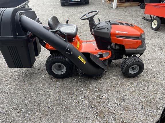 Husqvarna TS138 med tillhörande vagn med tippfunktion