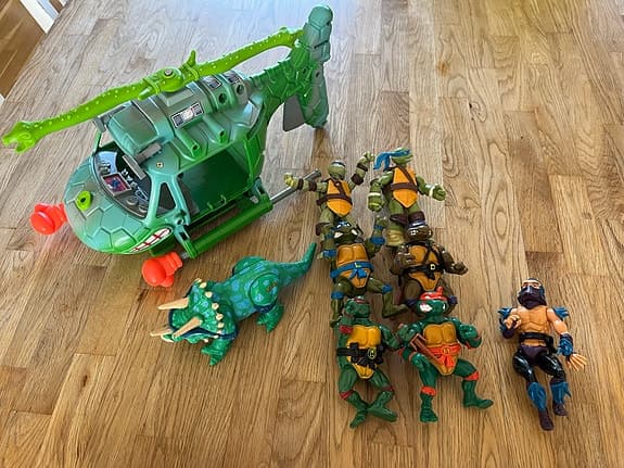 7st TMNT Turtles-figurer med Copter Helicopter + Dingy Dino