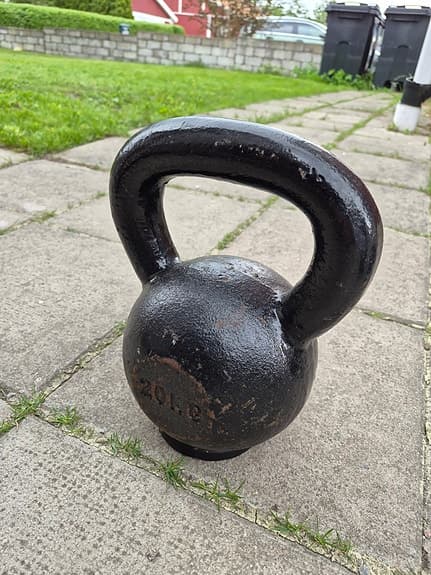 Hantel 25 kg och kettlebells 12-20 kg
